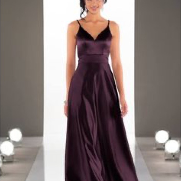 Dresses & Skirts - Elegant Purple Bridesmaids Dress